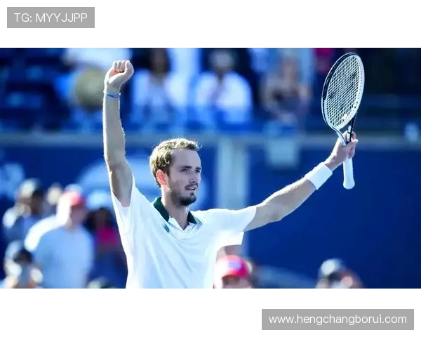 2025年网球赛季回顾：各大赛事精彩纷呈新星崭露头角