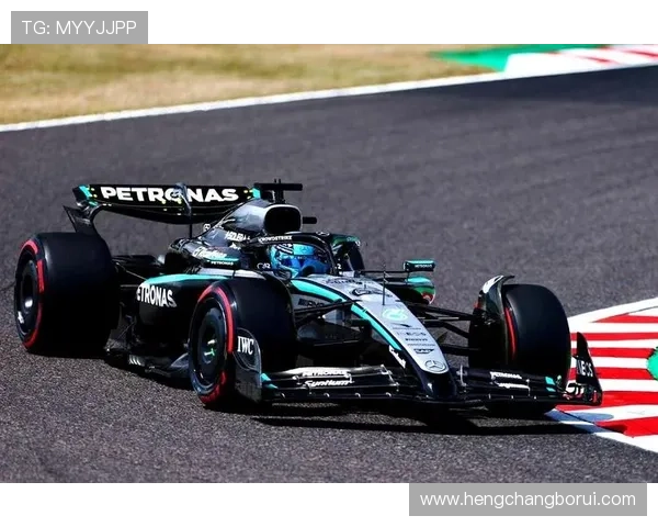 F1赛季高潮不断 车手争夺激烈 各队技术革新助力角逐新纪录