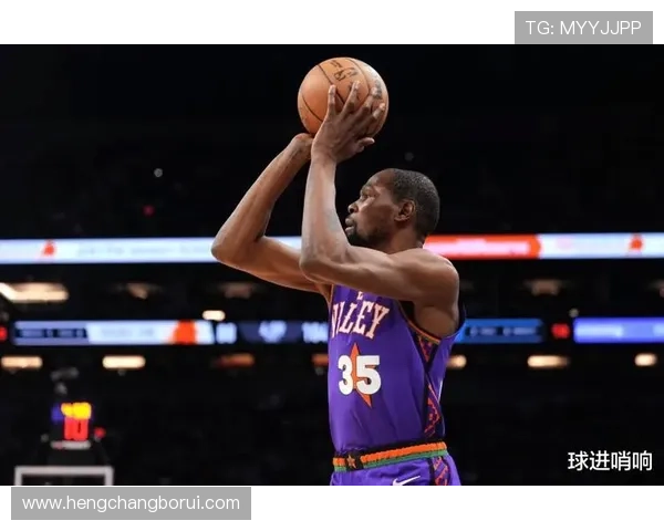 NBA最新动态：詹姆斯突破历史纪录杜兰特复出战绩引发热议