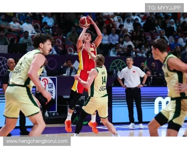 中国男篮逆袭成功 以微弱优势战胜澳大利亚挺进世界杯四强 中国男篮逆袭成功 以微弱优势战胜澳大利亚挺进世界杯四强