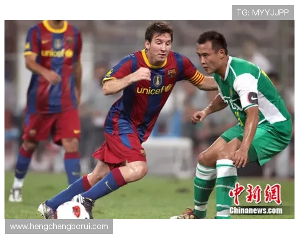 梅西再创历史纪录 带领球队夺得联赛冠军并荣膺最佳球员